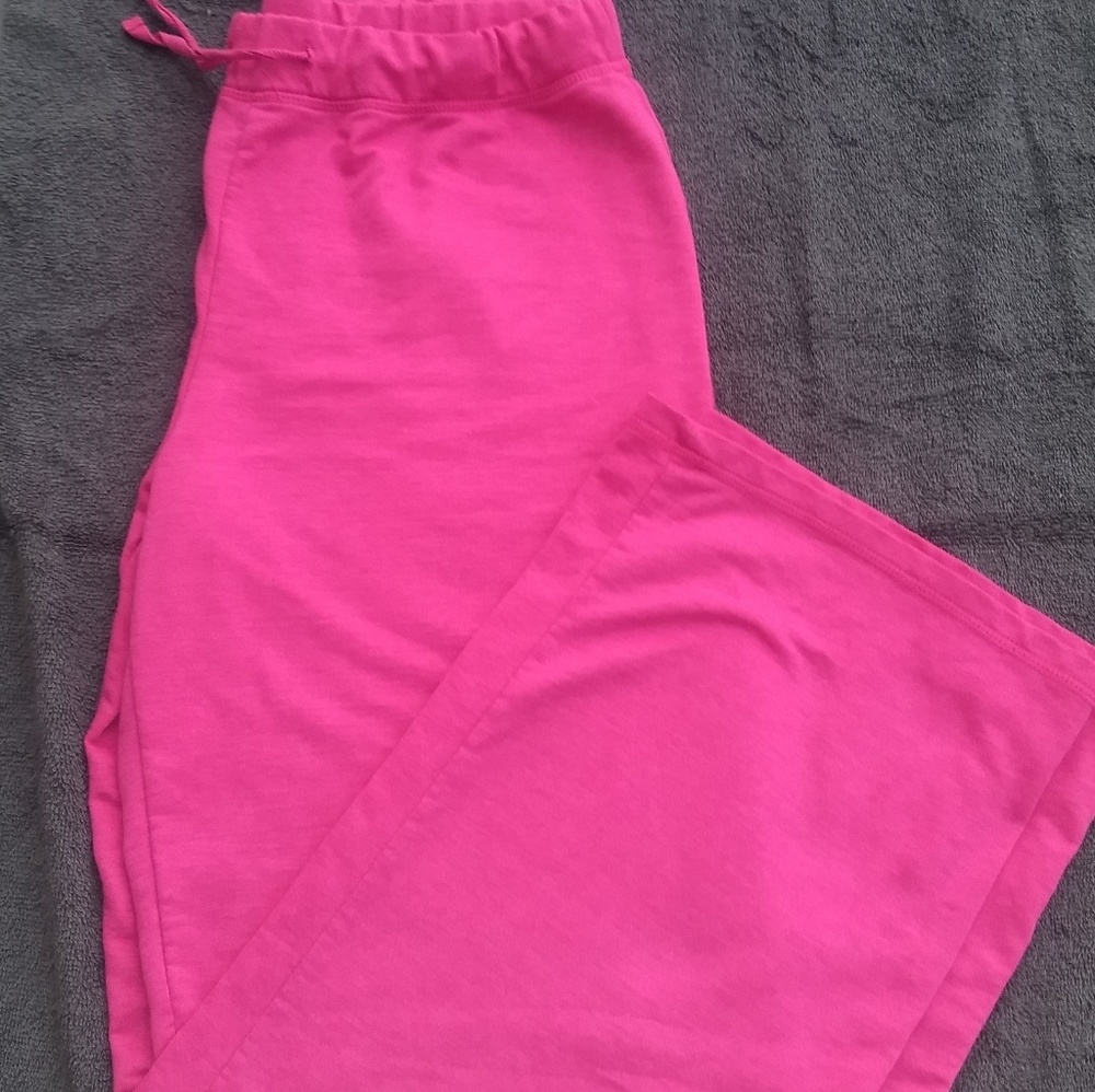 New pink flare leg pants